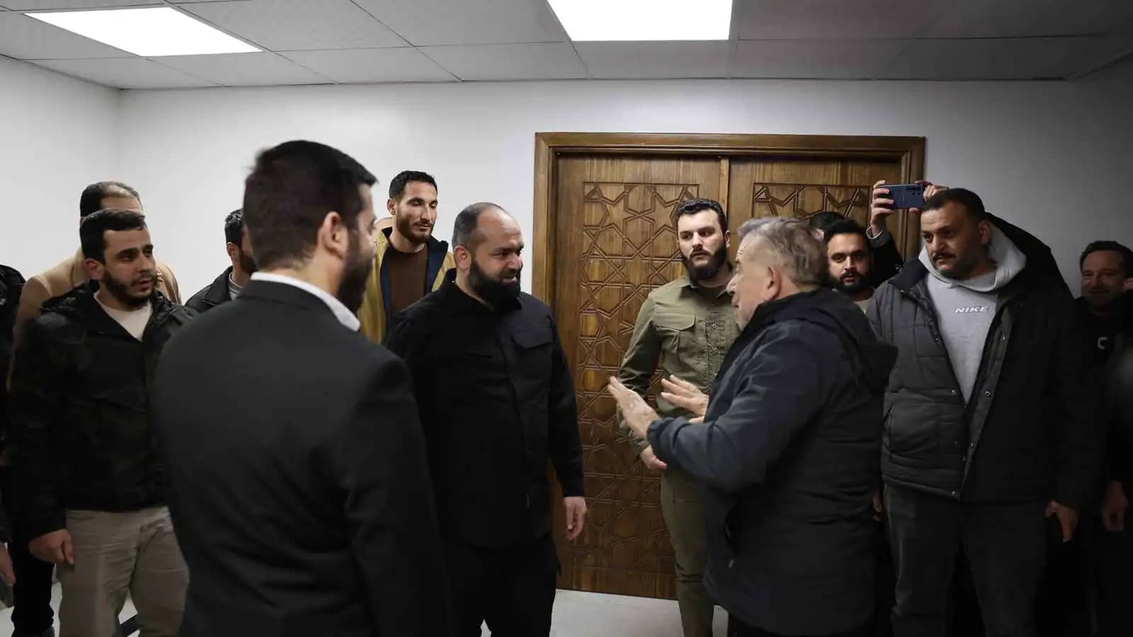 "الداخلية السورية" تعلن تحرير المنتج ورجل الأعمال محمد قبنض