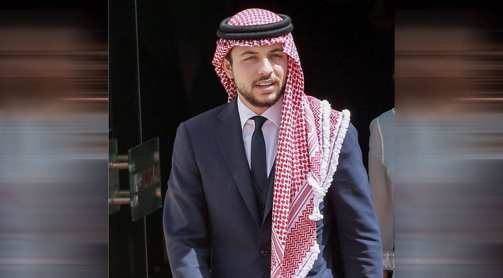 ولي العهد يعزي رئيس الديوان الملكي الهاشمي بوفاة شقيقته