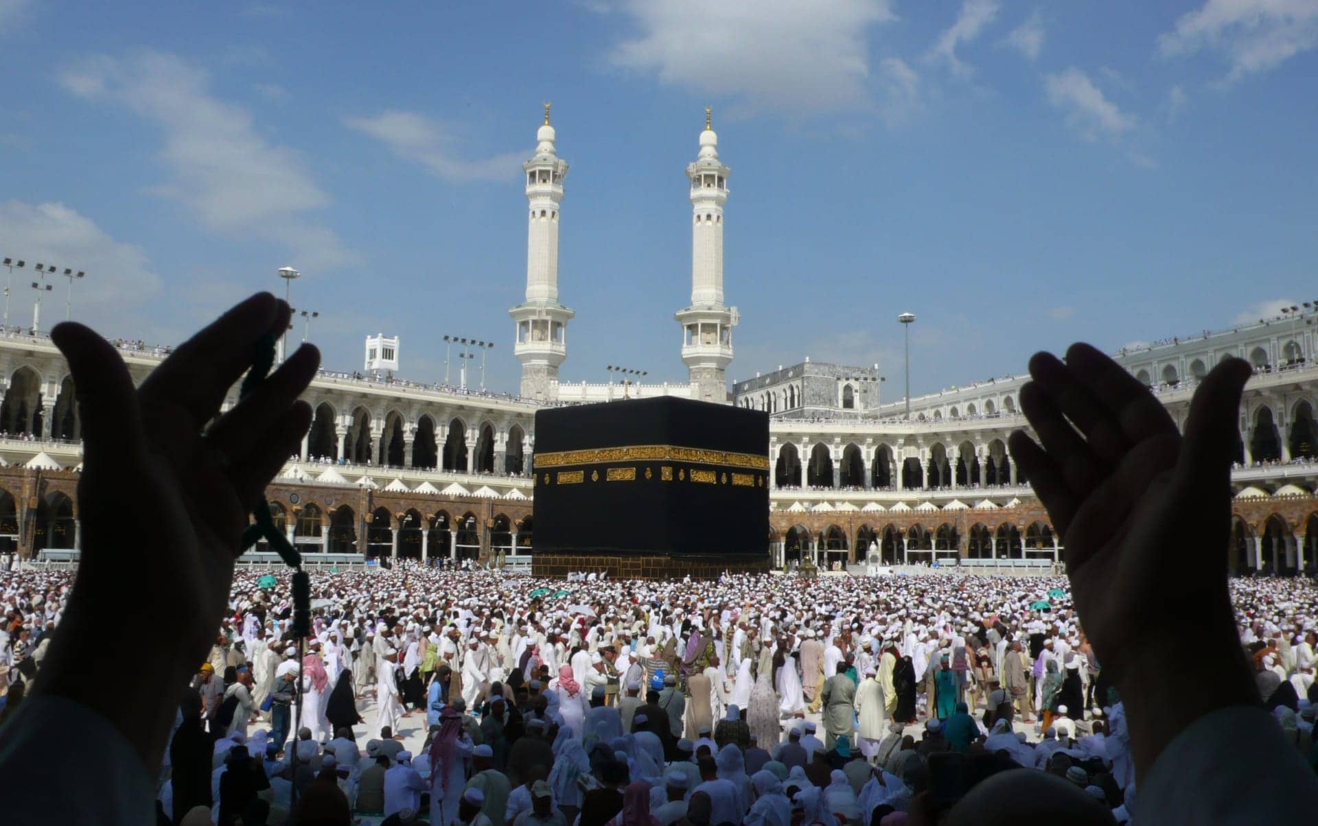 عطل فني قد يؤخر رحلات العمرة هذا الأسبوع.. ووكلاء السياحة توضح