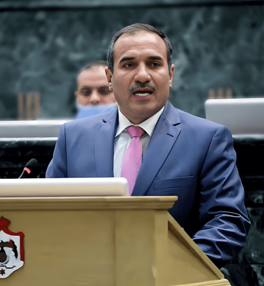 "زميلنا عمل مثل المنافقين اوالكفار".. النائب طلال النسور يرد على النائ