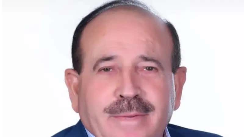 في لحظة تاريخية تحتاج فيها الأمة إلى أعمق الحوارات حول البطالة التي تخ